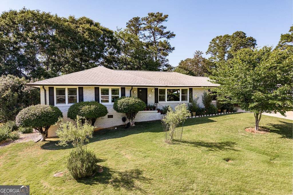 3 bedroom, 2 bathroom single family residence sold at 344 Beechwood Drive, Athens, GA 30606