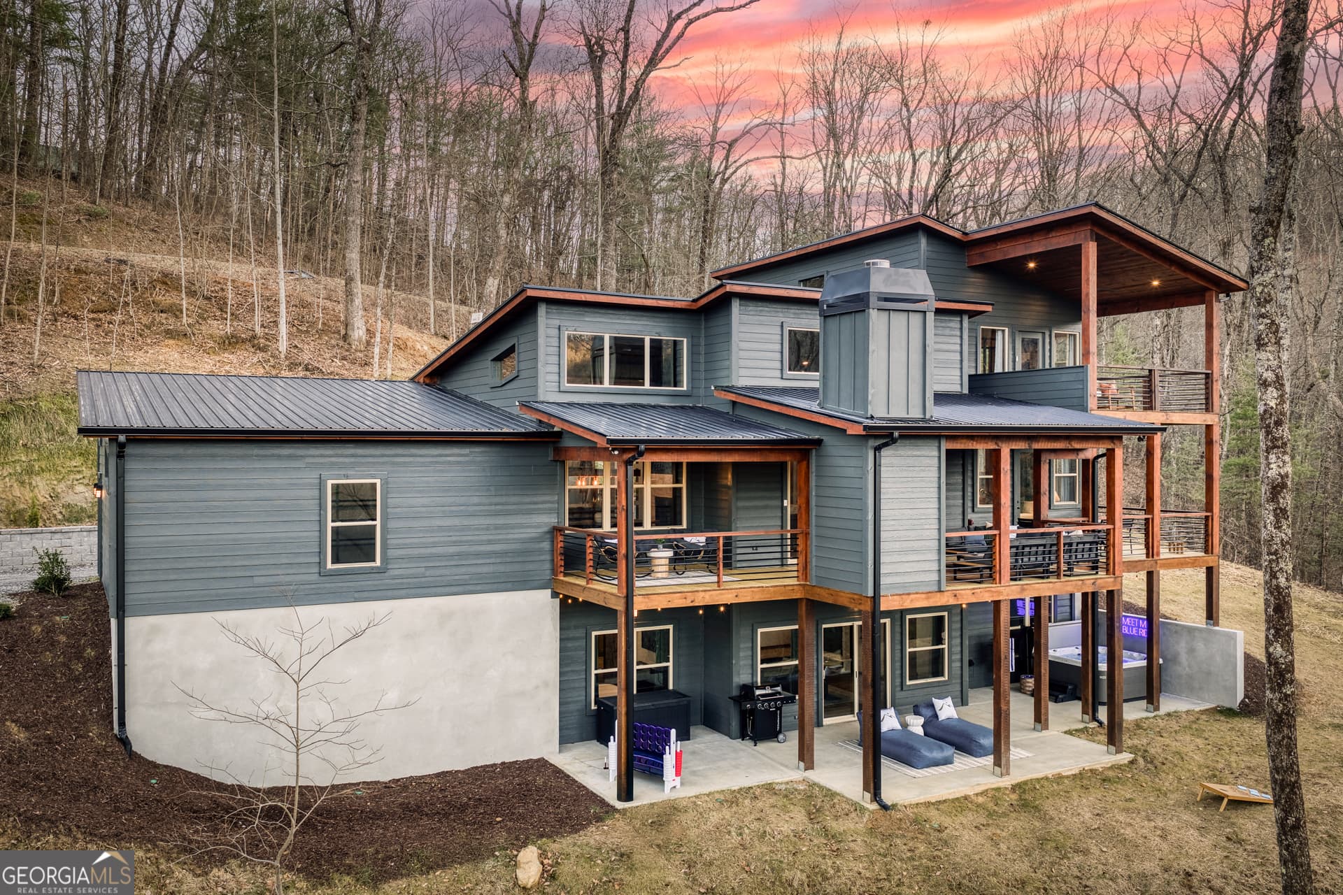 4 bedroom, 4.5 bathroom, 4,355 sq ft single family residence for sale at 1160 Mangums Trail, Blue Ridge, GA 30513
