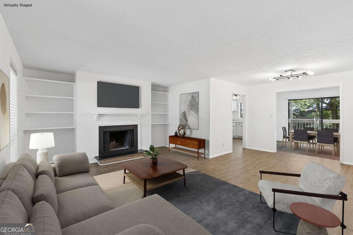 2 bedroom, 2 bathroom, 1,320 sq ft condominium for sale at 106 Cedar Court, Marietta, GA 30067
