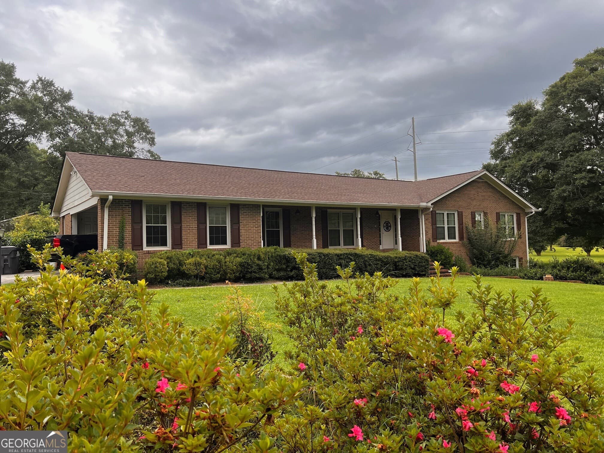 5 bedroom, 3 bathroom, 3,388 sq ft single family residence for sale at 105 Olympia Drive, Thomaston, GA 30286