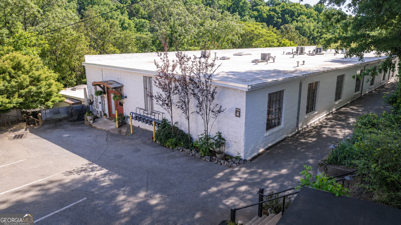 2 bedroom, 2 bathroom, 2,108 sq ft loft,condominium for sale at 585 White Circle 402, Athens, GA 30605