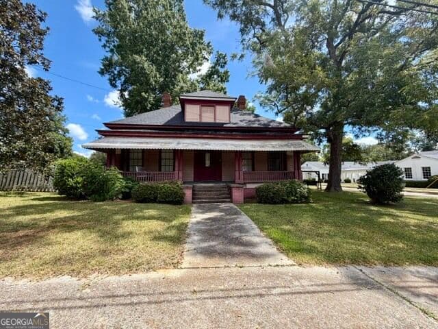 4 bedroom, 2 bathroom, 2,190 sq ft single family residence under contract at 302 Smith Street, Tennille, GA 31089