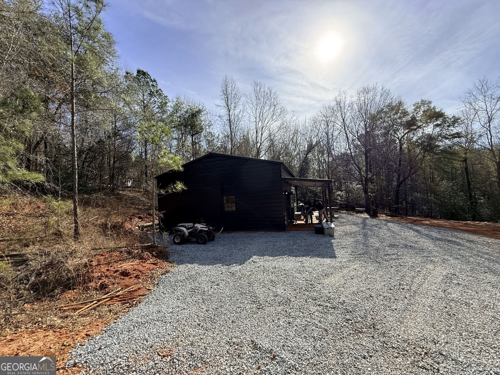 2 bedroom, 1 bathroom, 1,176 sq ft cabin,single family residence under contract at 301 Beaver Dam Road, Toomsboro, GA 31090