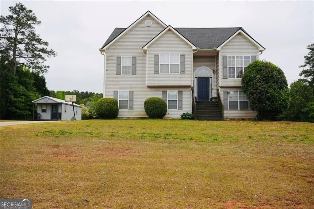 5 bedroom, 3 bathroom, 2,225 sq ft single family residence sold at 220 Courtlyn Way, Mcdonough, GA 30252