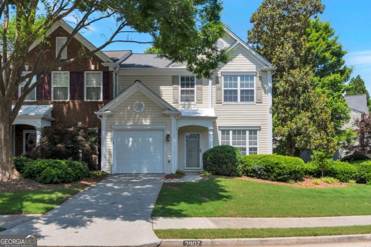 3 bedroom, 2.5 bathroom townhouse sold at 2907 Timbercreek Circle, Roswell, GA 30076