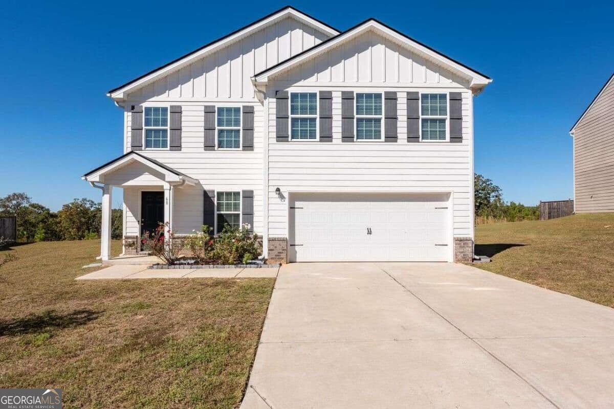 4 bedroom, 2.5 bathroom, 2,486 sq ft single family residence for sale at 68 Oxford Lane, Kingston, GA 30145