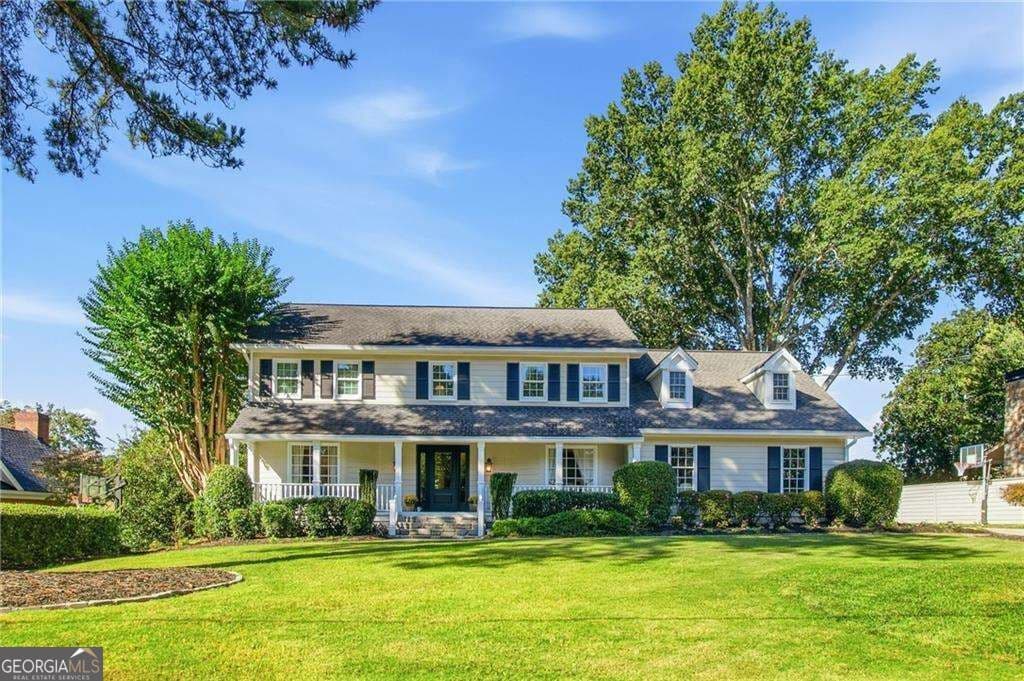 4 bedroom, 3.5 bathroom, 4,156 sq ft single family residence for sale at 5018 Trailridge Way, Dunwoody, GA 30338