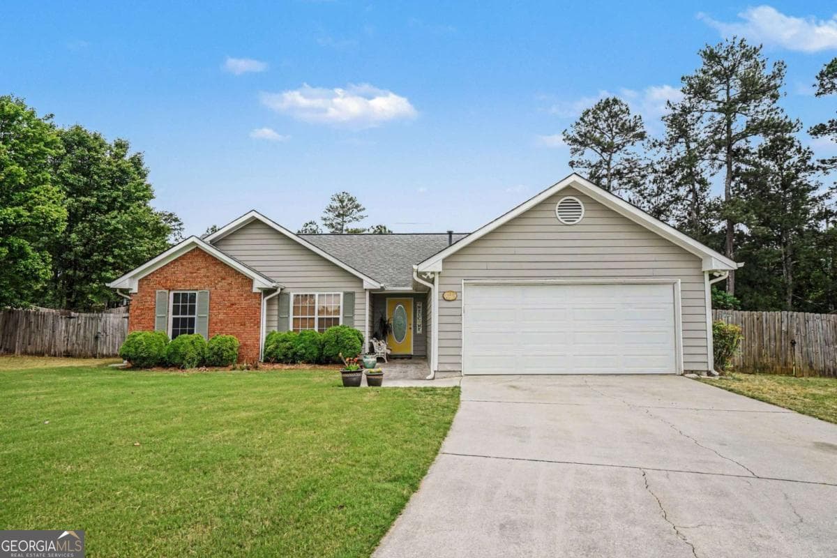 3 bedroom, 2 bathroom, 1,456 sq ft single family residence sold at 3334 Piney Way, Loganville, GA 30052