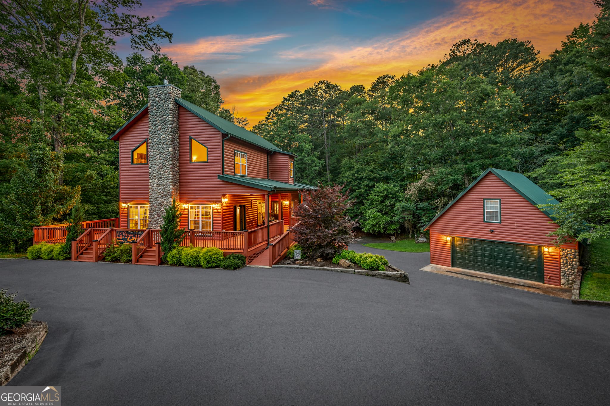 3 bedroom, 3 bathroom, 3,660 sq ft cabin,single family residence for sale at 414 Mulkey Drive, Murphy, NC 28906