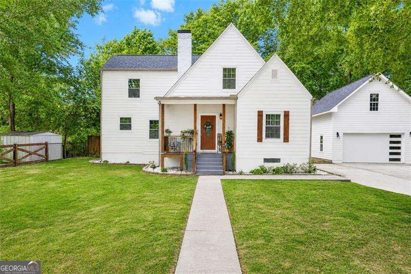 5 bedroom, 3 bathroom, 1,555 sq ft single family residence sold at 8247 Eunice Street, Douglasville, GA 30134