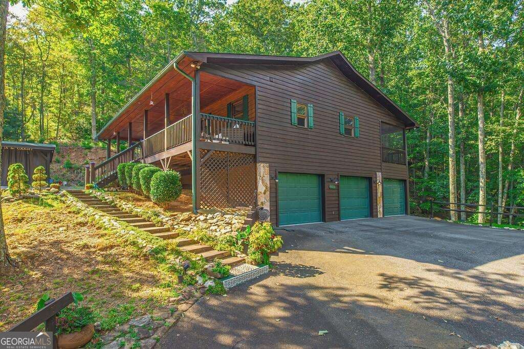 2 bedroom, 3 bathroom cabin,single family residence for sale at 320 Mossy Creek Trail, Murphy, NC 28906