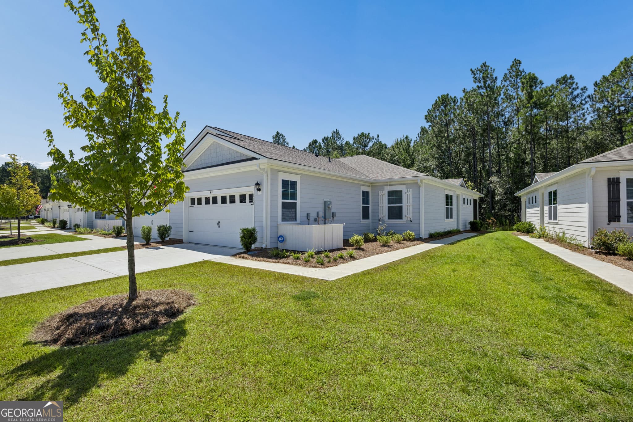 3 bedroom, 2 bathroom, 1,397 sq ft townhouse for sale at 191 Holloway Hill, Pooler, GA 31322