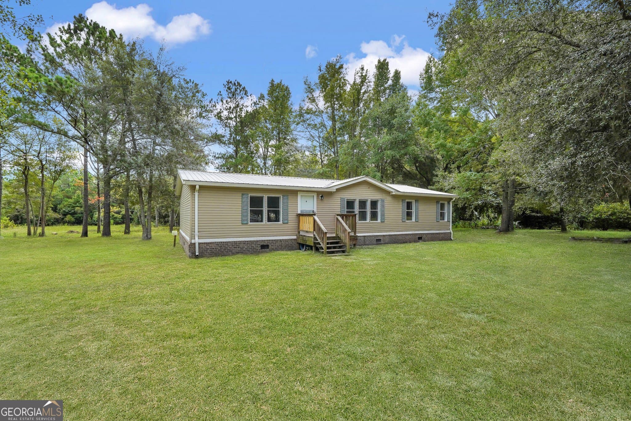 3 bedroom, 2 bathroom, 1,792 sq ft manufactured home,mobile home sold at 115 Stonesthrow Court, Guyton, GA 31312
