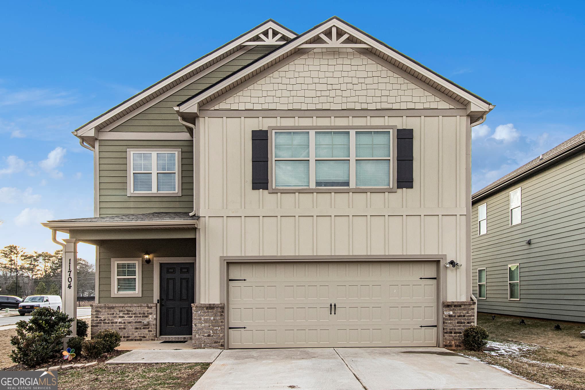 4 bedroom, 3 bathroom, 2,560 sq ft single family residence sold at 11704 Stovall Place, Hampton, GA 30228