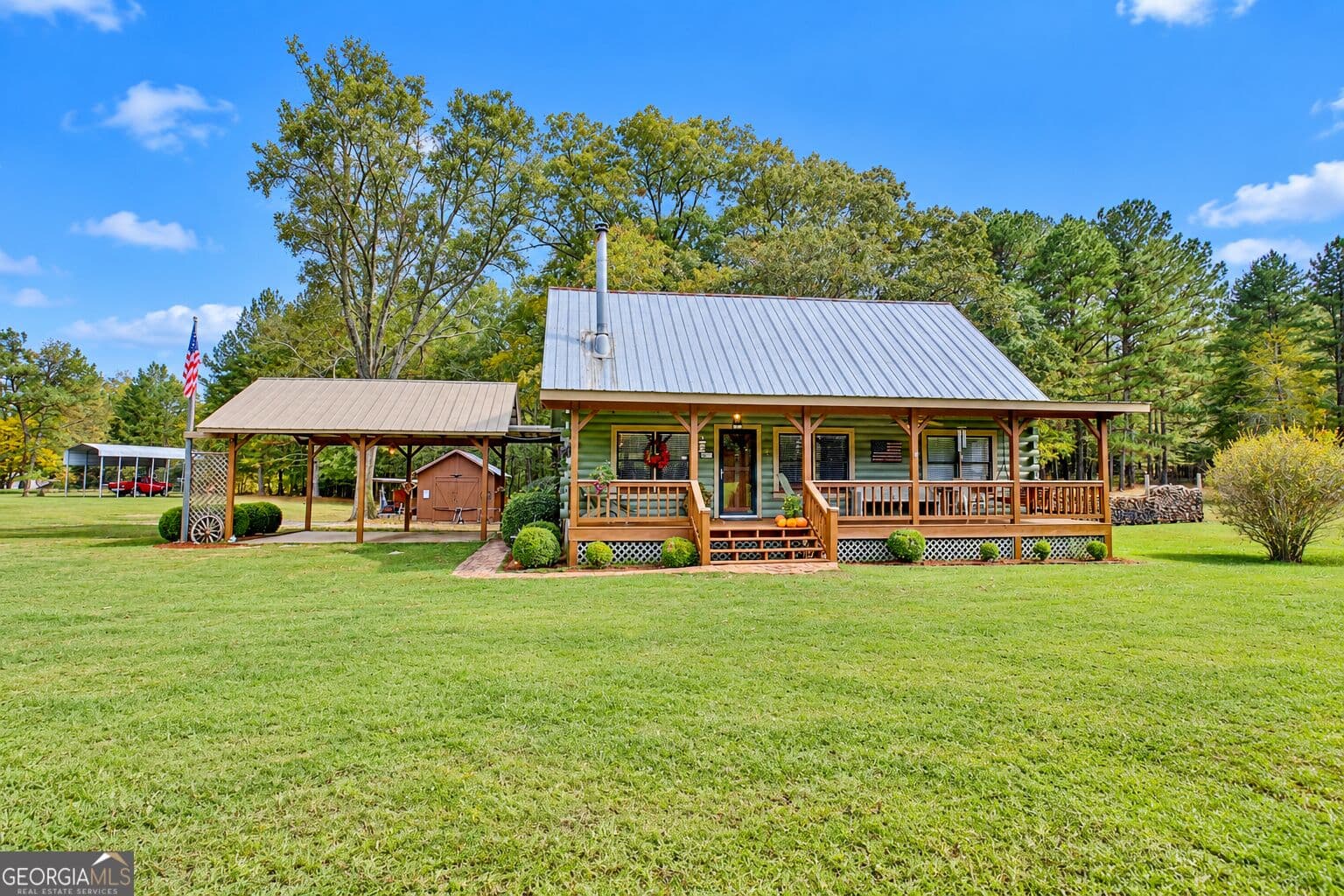 2 bedroom, 2 bathroom, 1,712 sq ft cabin,single family residence under contract at 1311 Copeland Road, Shiloh, GA 31826