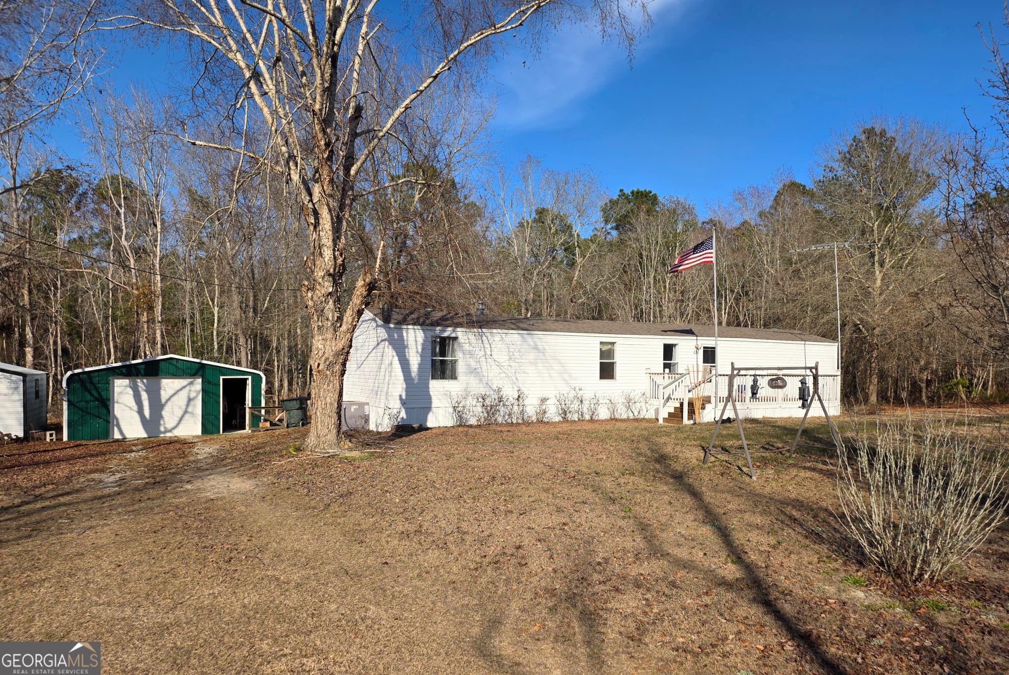 3 bedroom, 1 bathroom, 980 sq ft manufactured home,single family residence sold at 131 Shale Way, Metter, GA 30439