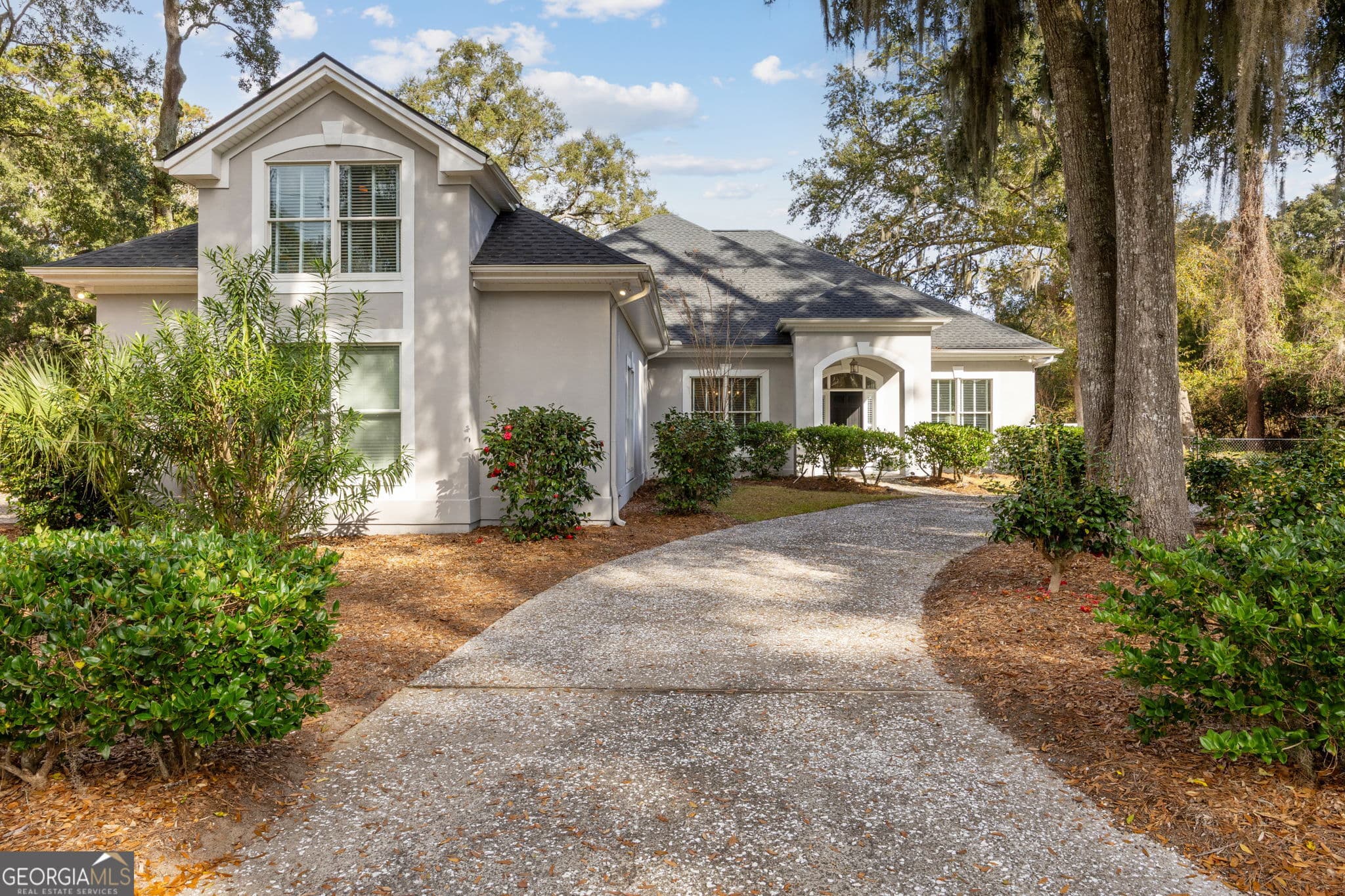 4 bedroom, 4.5 bathroom, 3,348 sq ft single family residence under contract at 343 Major Wright Road, St. Simons, GA 31522