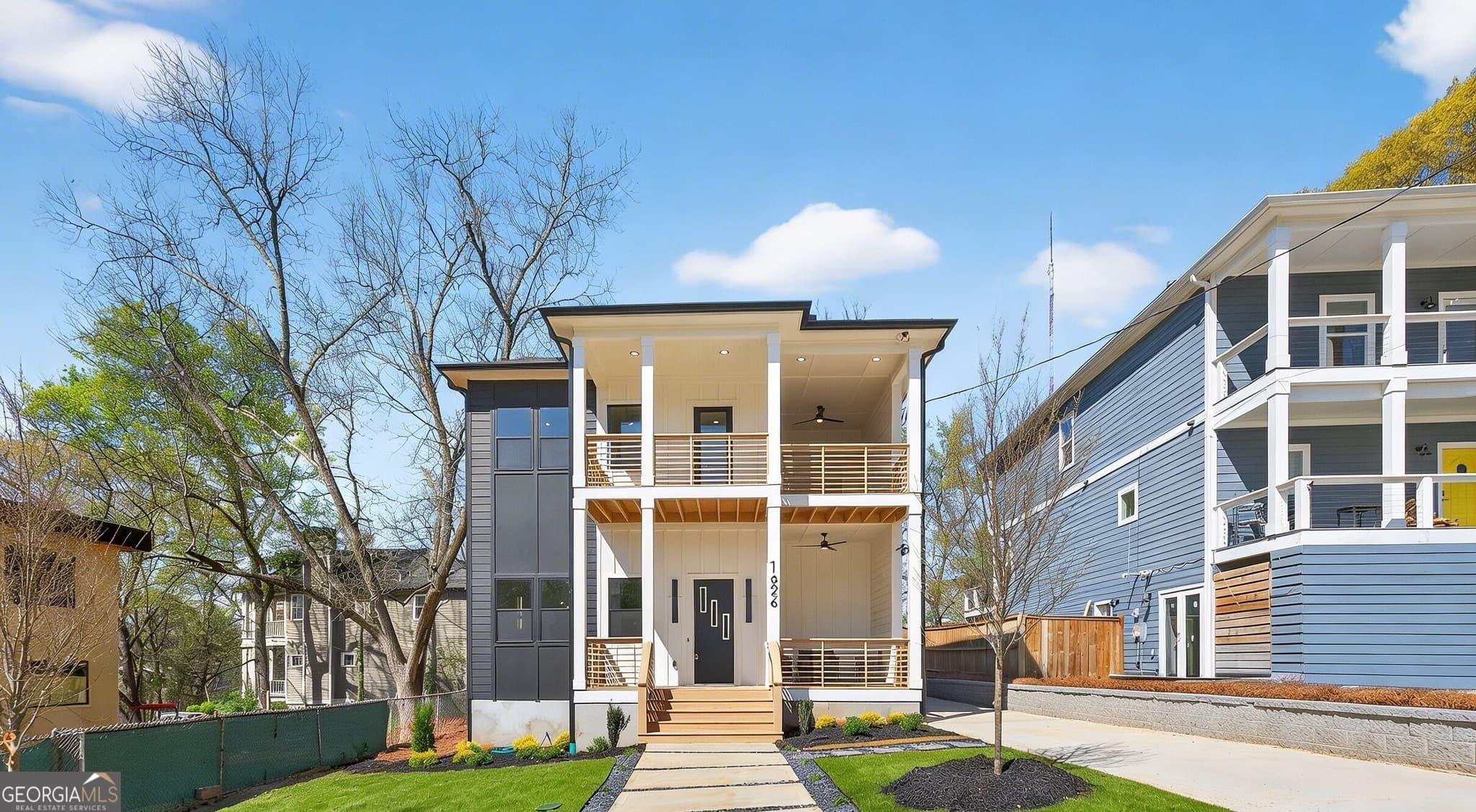 5 bedroom, 4.5 bathroom, 3,300 sq ft single family residence sold at 1626 Stanwood Avenue, Atlanta, GA 30317