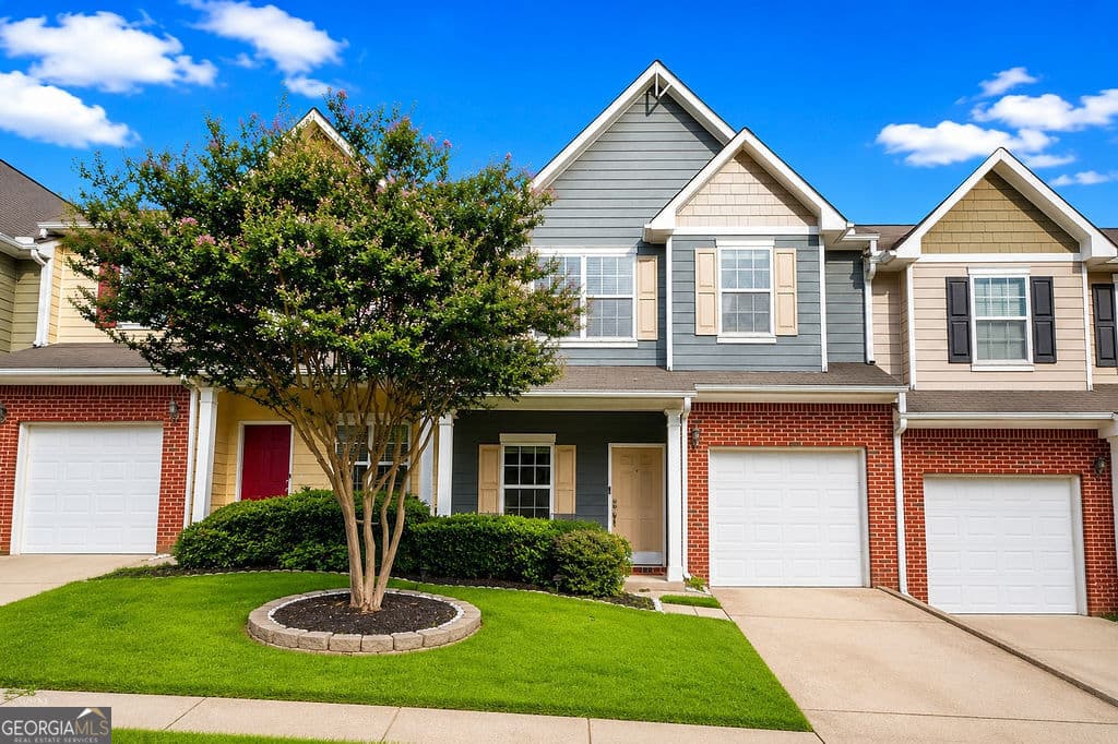 2 bedroom, 2.5 bathroom townhouse sold at 3157 Cedar Glade Lane, Buford, GA 30519