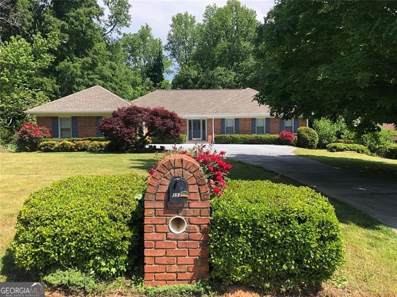 3 bedroom, 2 bathroom, 1,971 sq ft single family residence sold at 3572 STONE RIDGE Trail, Douglasville, GA 30134