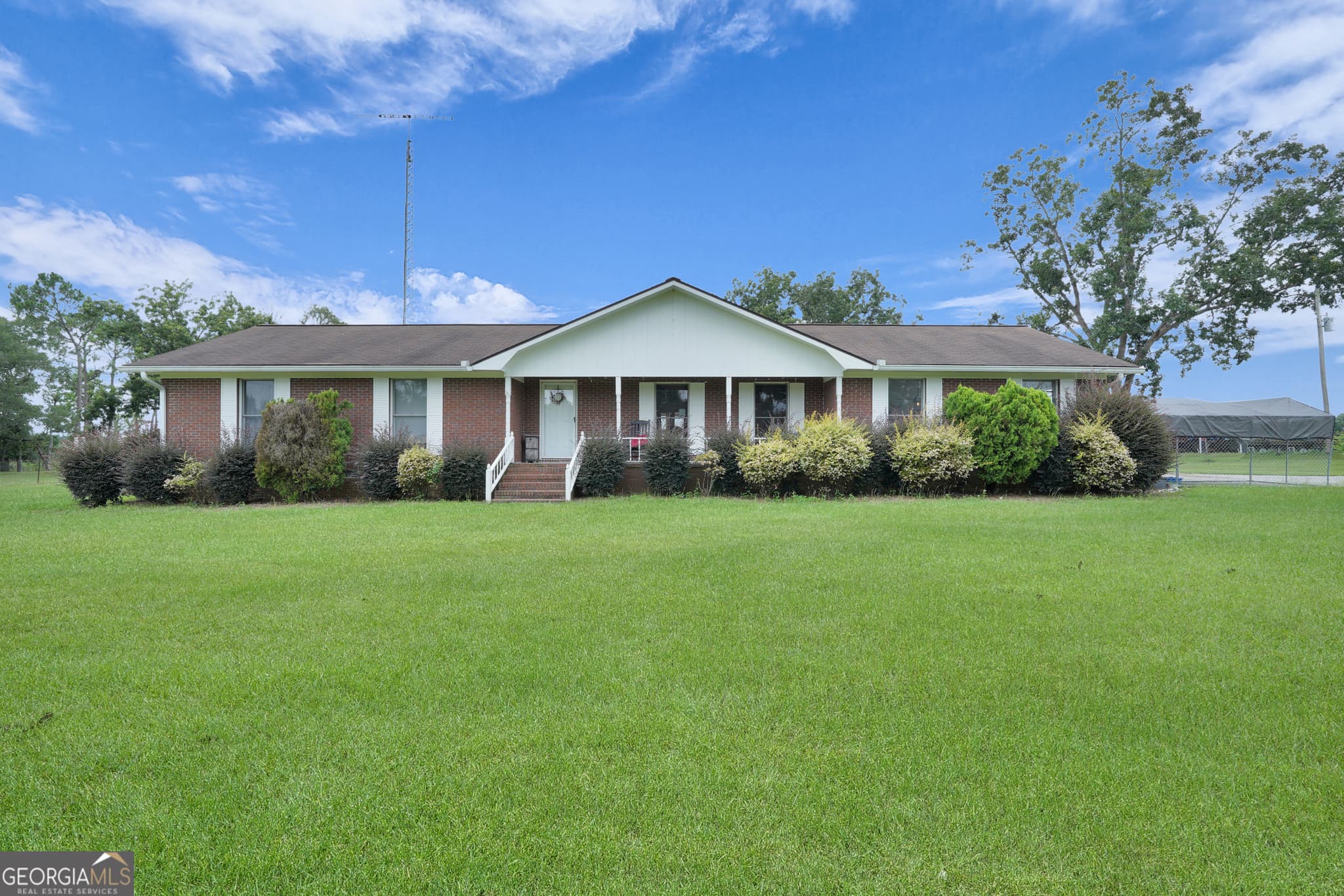 3 bedroom, 2.5 bathroom, 1,576 sq ft single family residence under contract at 14936 GA Highway 86, Soperton, GA 30457