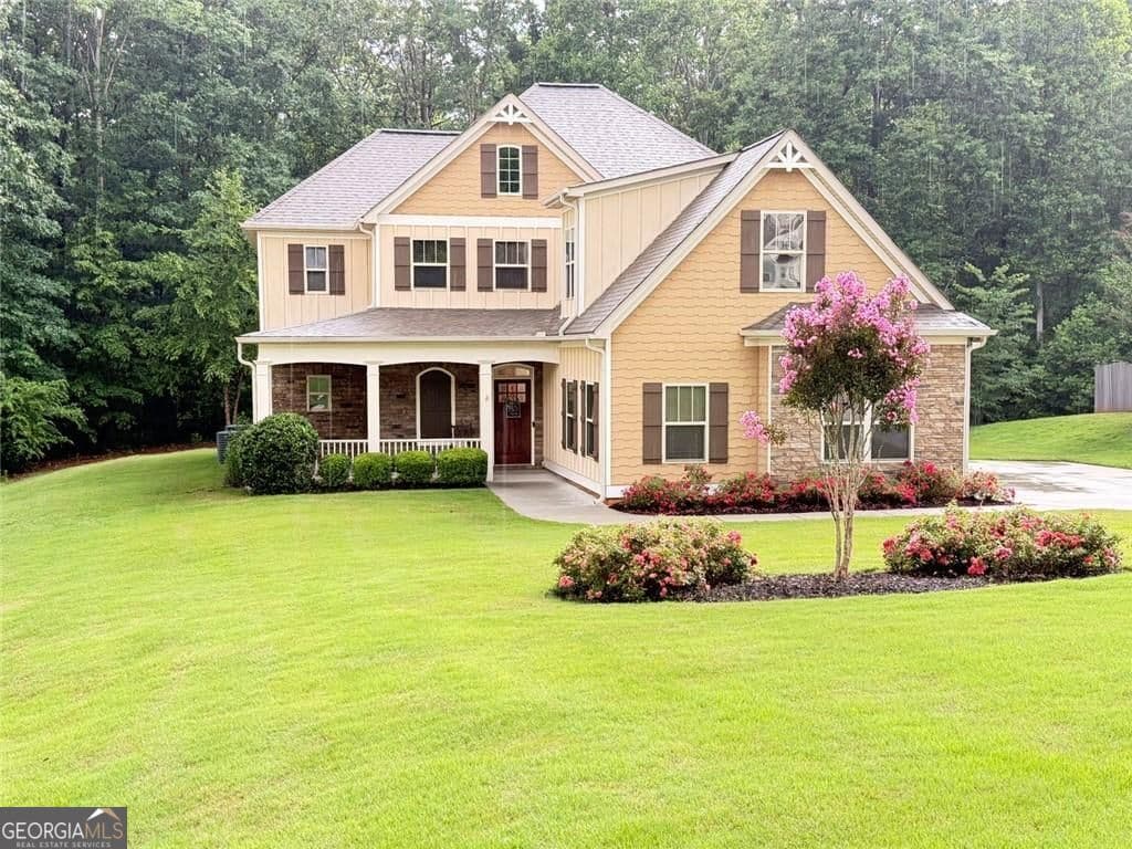 4 bedroom, 3 bathroom, 2,658 sq ft single family residence sold at 6169 Clear Brook Pass, Douglasville, GA 30135
