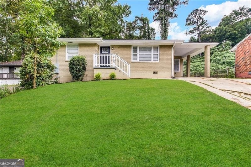 5 bedroom, 2 bathroom, 2,620 sq ft single family residence for sale at 2159 MACON Drive, Atlanta, GA 30315