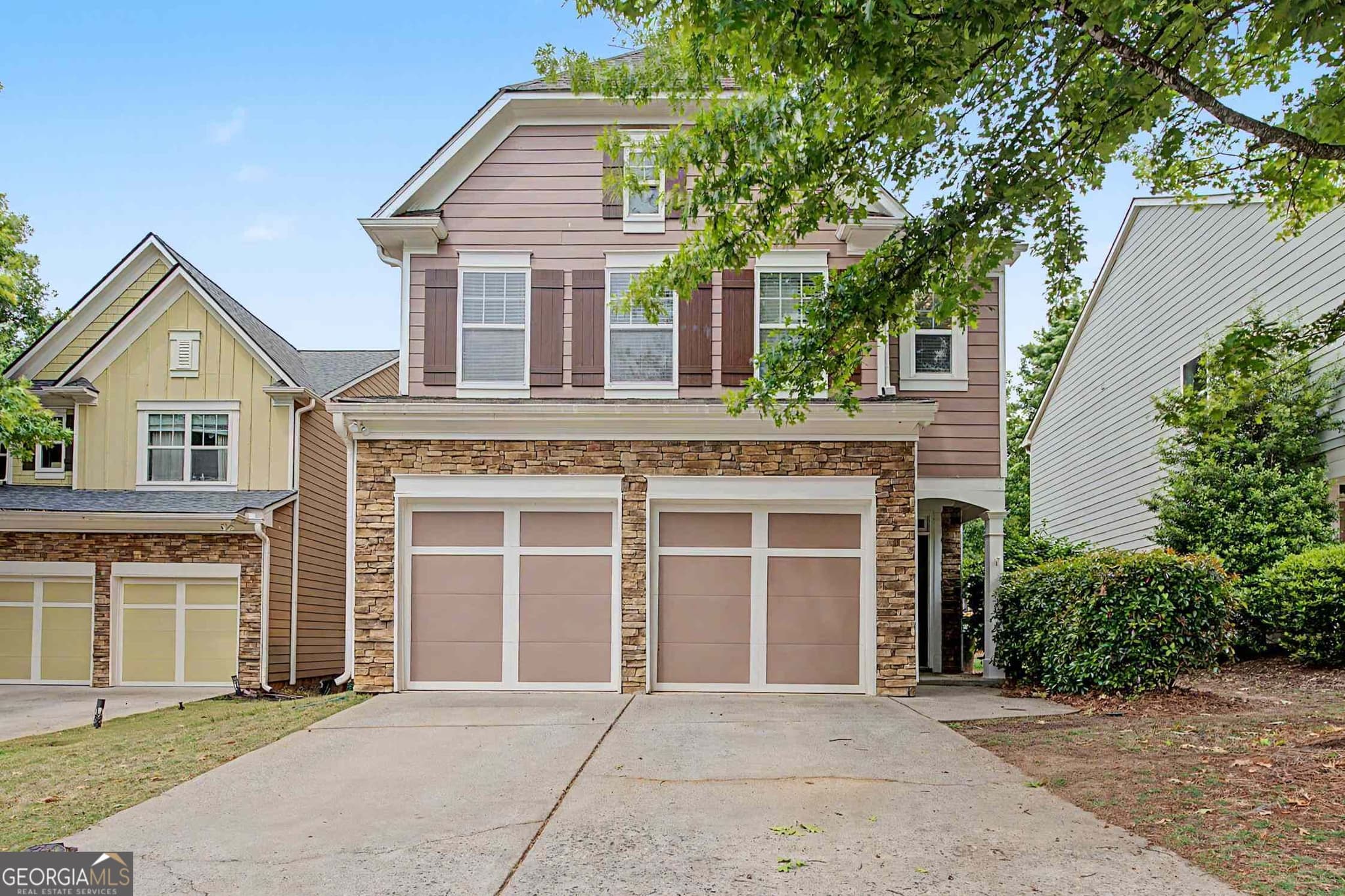 3 bedroom, 2.5 bathroom, 1,878 sq ft single family residence for rent at 6060 Bentley Way, Cumming, GA 30040 for $2,250 a month
