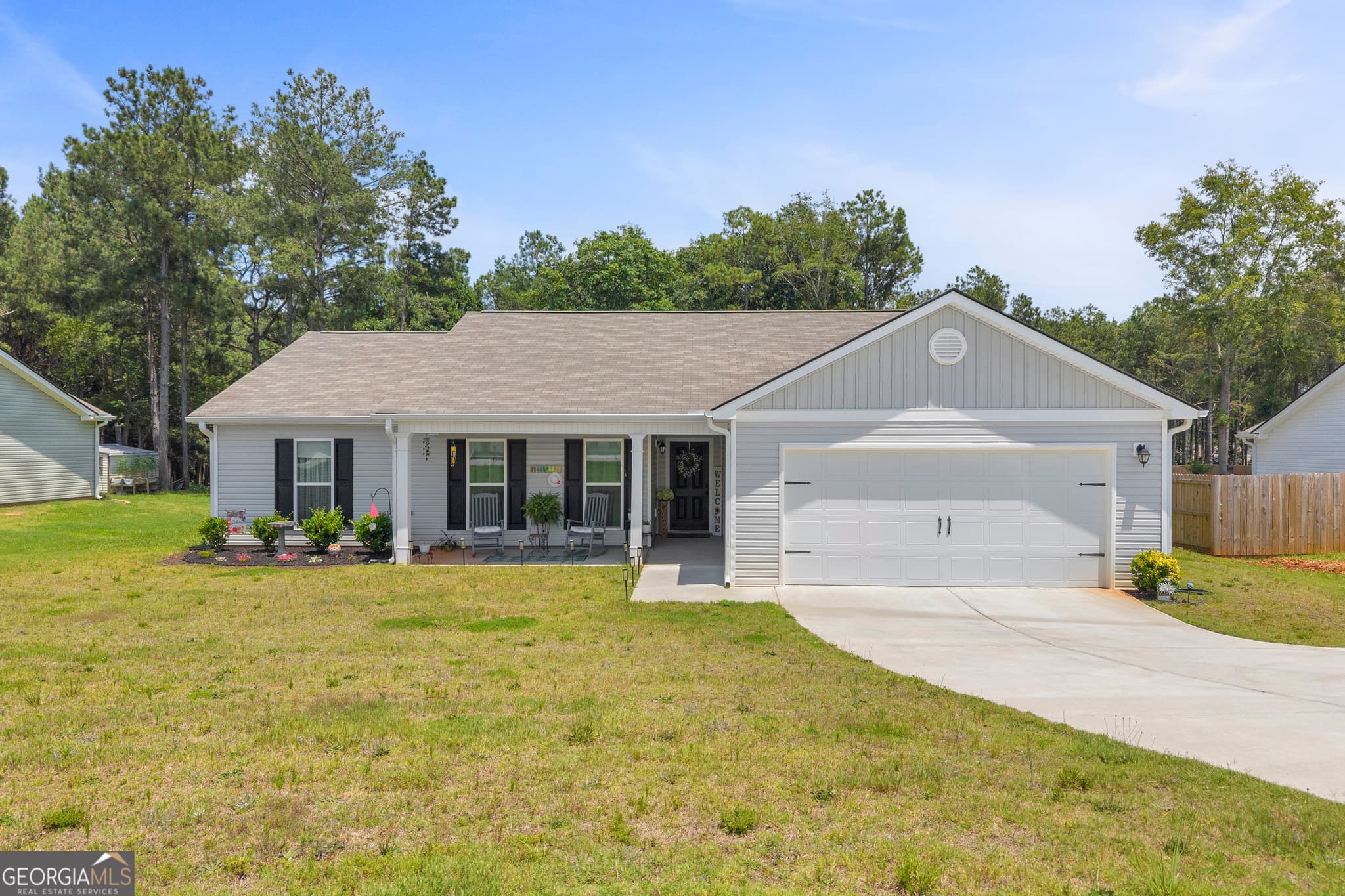 3 bedroom, 2 bathroom, 1,547 sq ft single family residence under contract at 4542 Reed Creek Highway, Hartwell, GA 30643