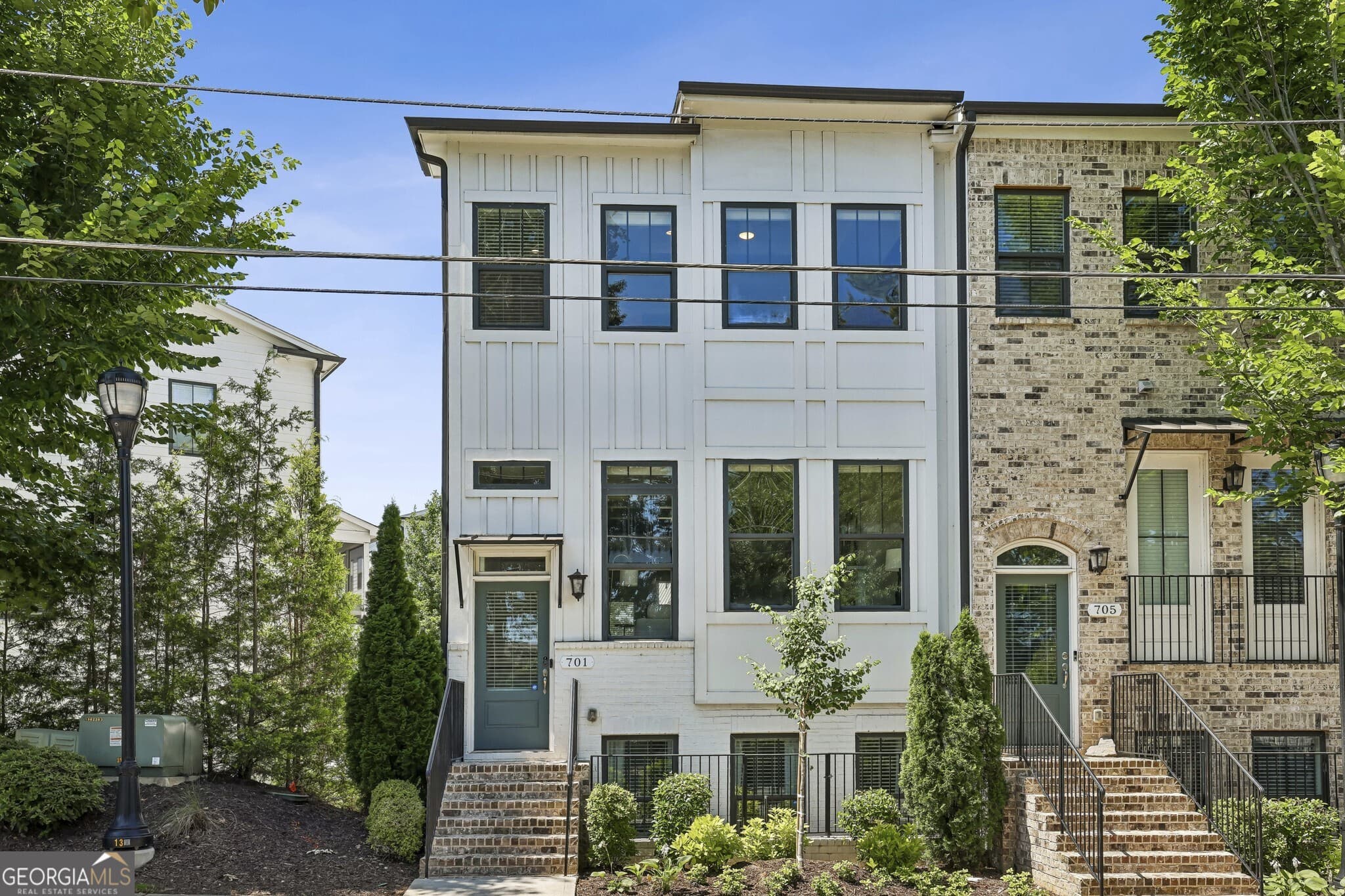 4 bedroom, 3.5 bathroom, 1,920 sq ft townhouse sold at 701 Bismark Road, Atlanta, GA 30324