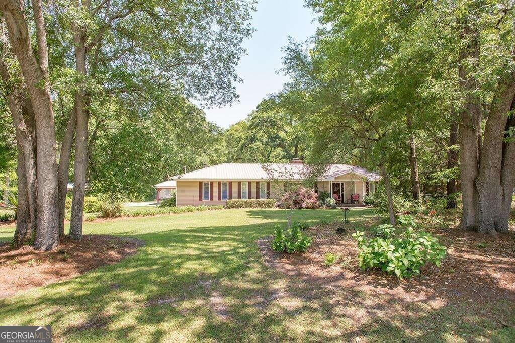 4 bedroom, 2 bathroom, 2,576 sq ft single family residence sold at 6708 Margaret Drive, Blackshear, GA 31516