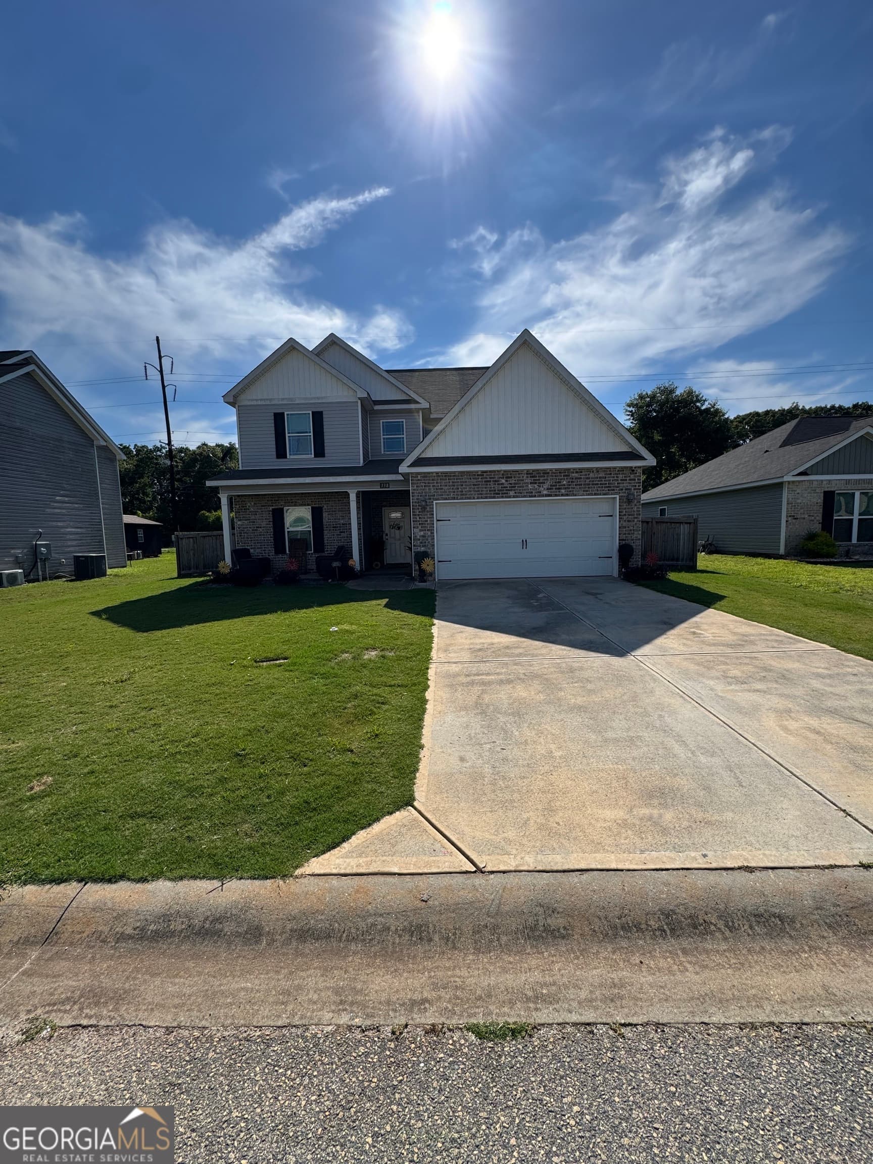 5 bedroom, 3.5 bathroom, 2,348 sq ft single family residence sold at 138 Arbor Creek, Warner Robins, GA 31093
