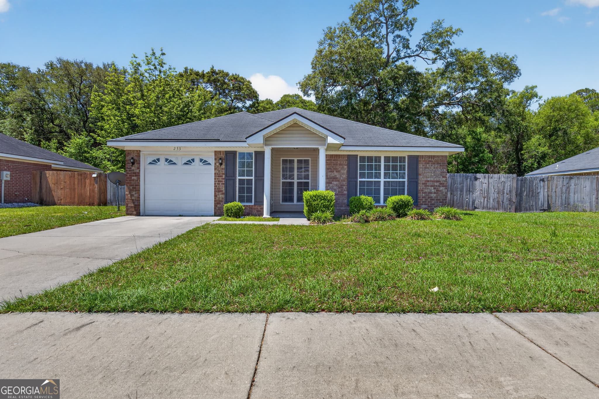 3 bedroom, 2 bathroom, 1,361 sq ft single family residence sold at 233 Augusta Way, Hinesville, GA 31313