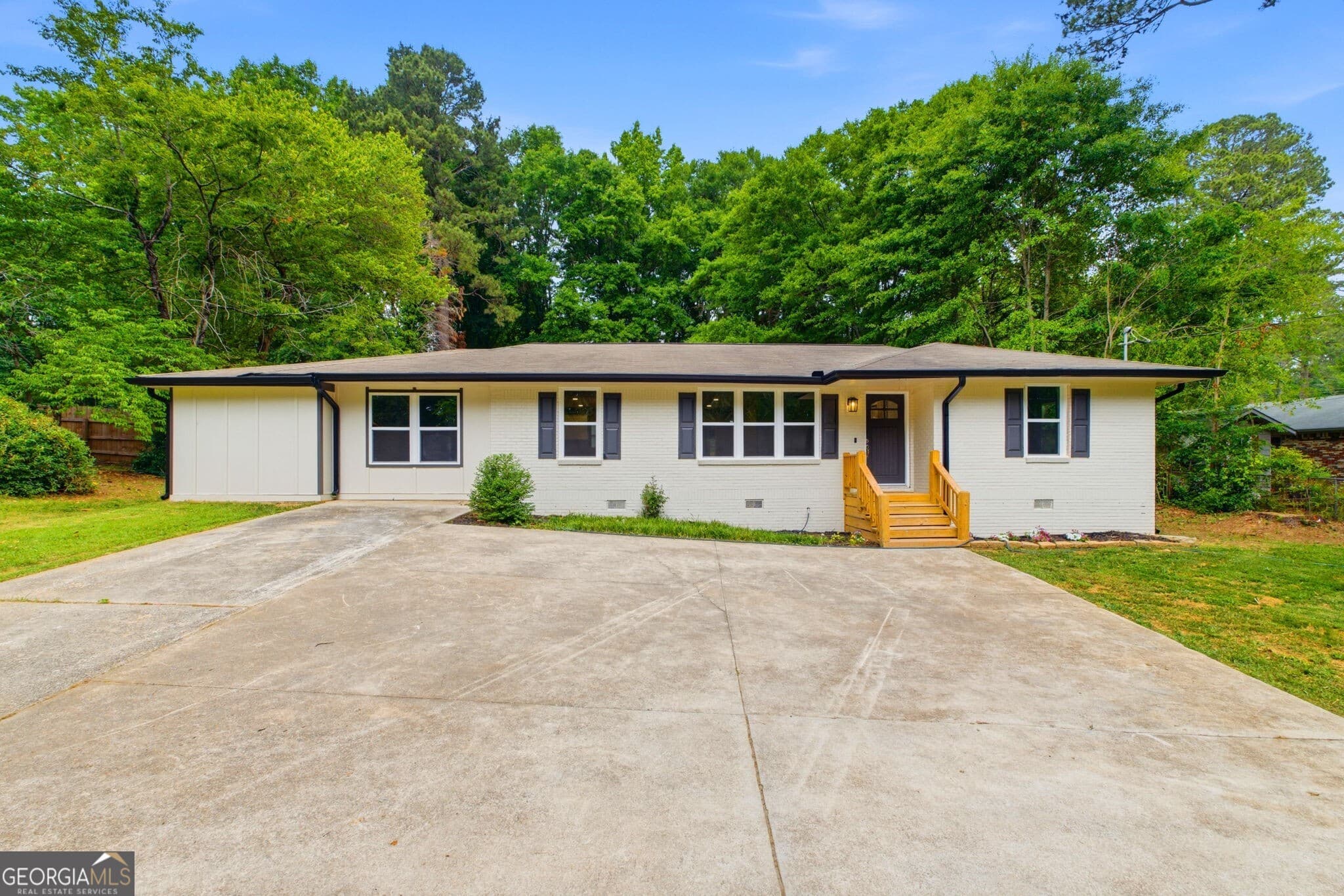 3 bedroom, 2 bathroom, 1,722 sq ft single family residence sold at 4200 Pinetree Drive, Powder Springs, GA 30127
