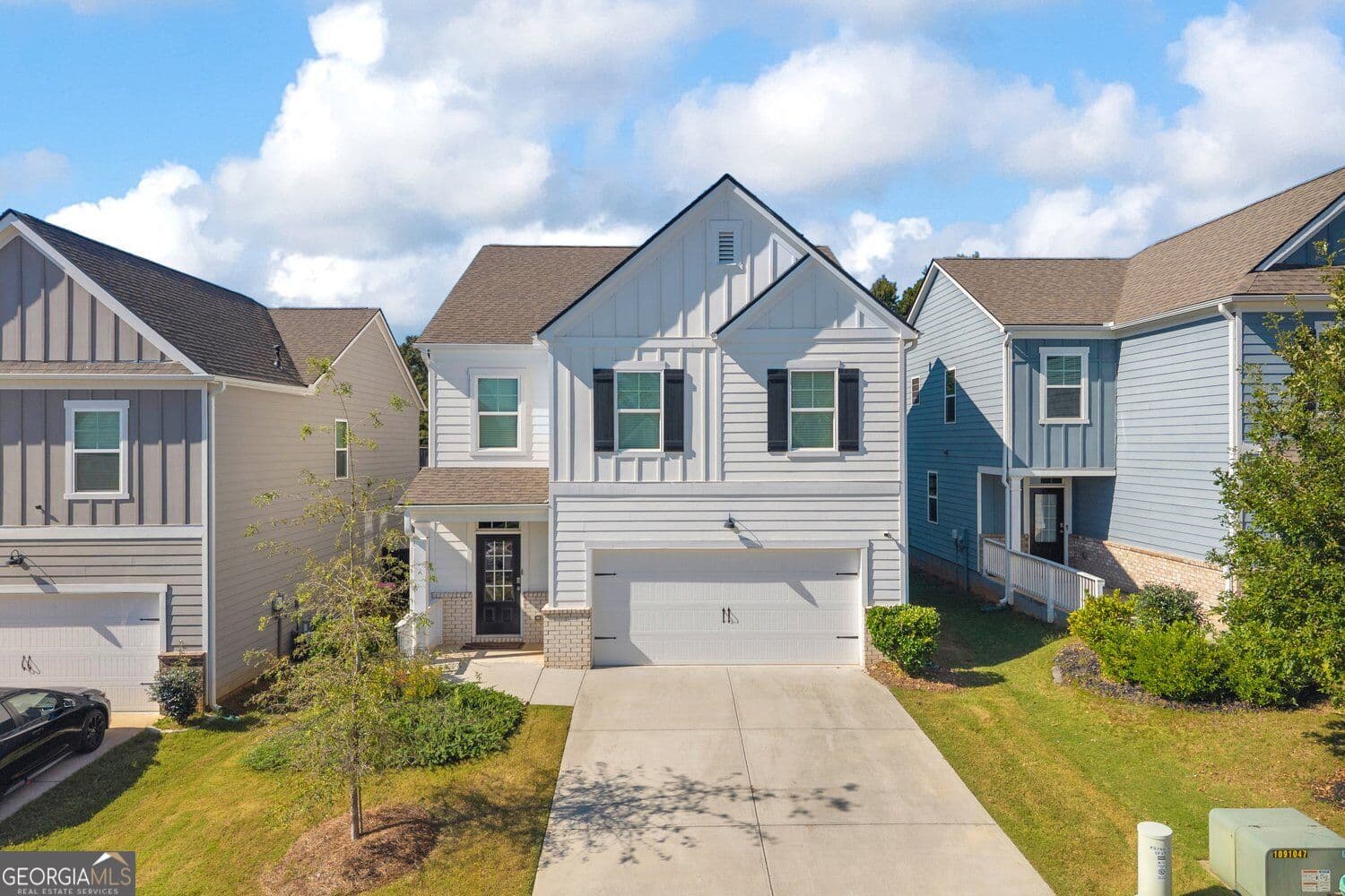 5 bedroom, 3 bathroom, 2,416 sq ft single family residence for sale at 5770 Turnstone Trail, Flowery Branch, GA 30542