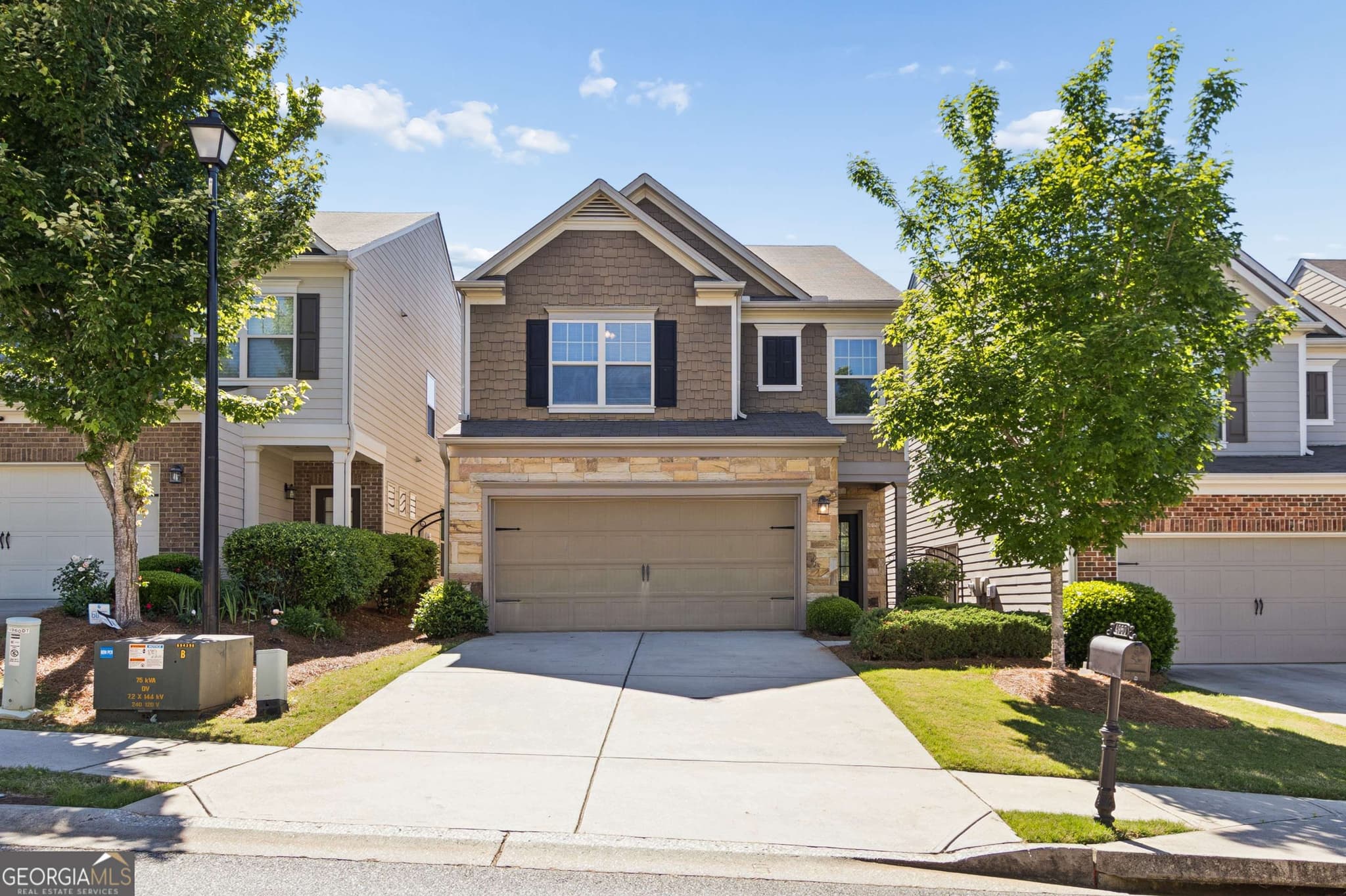 4 bedroom, 2.5 bathroom, 2,377 sq ft single family residence sold at 4960 Ducote Trail, Alpharetta, GA 30004