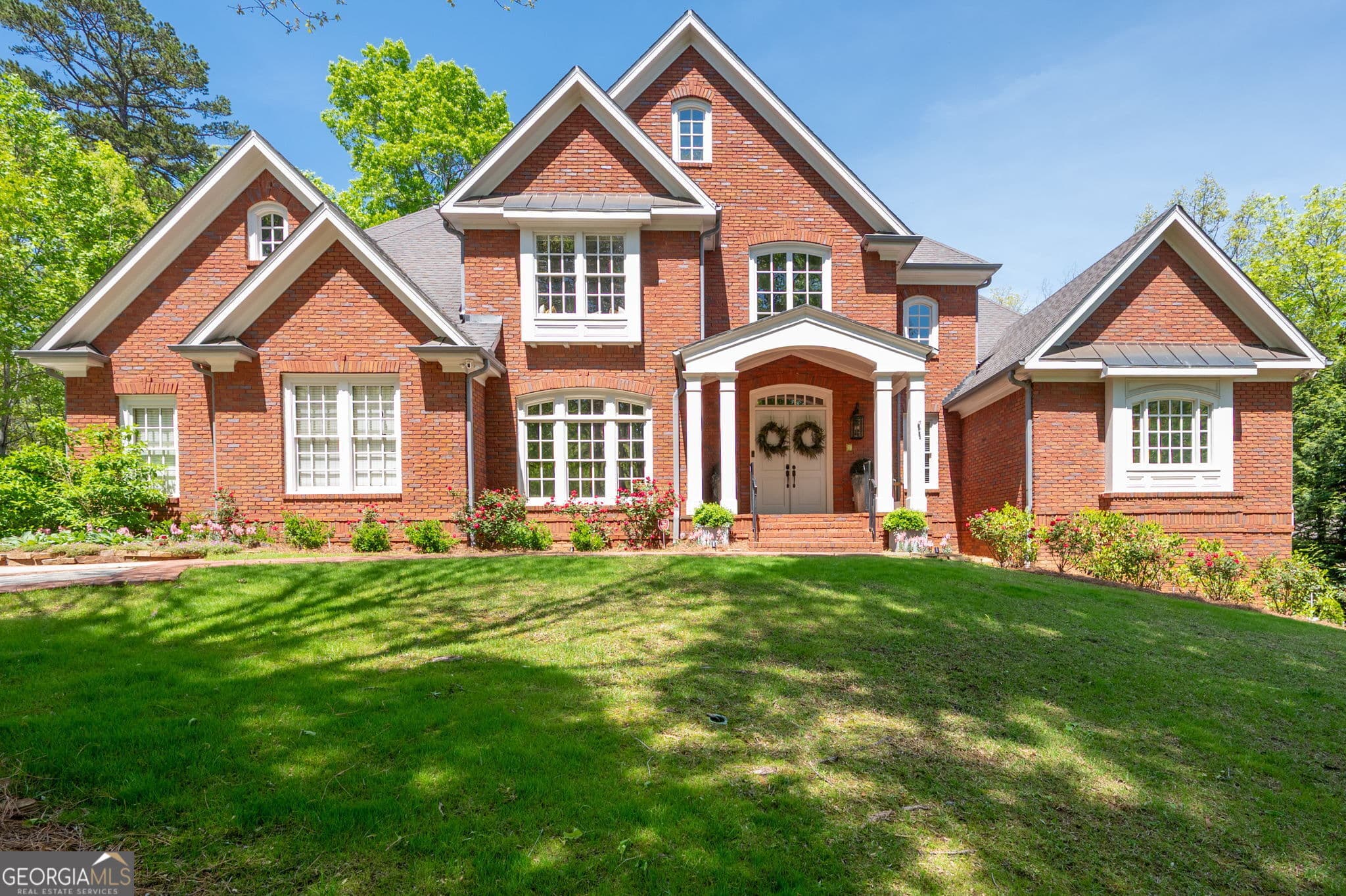5 bedroom, 5.5 bathroom, 4,844 sq ft single family residence sold at 3190 Shumard Way, Marietta, GA 30064