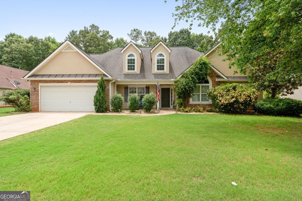 5 bedroom, 2.5 bathroom, 2,771 sq ft single family residence sold at 235 Creekside Circle, Hampton, GA 30228