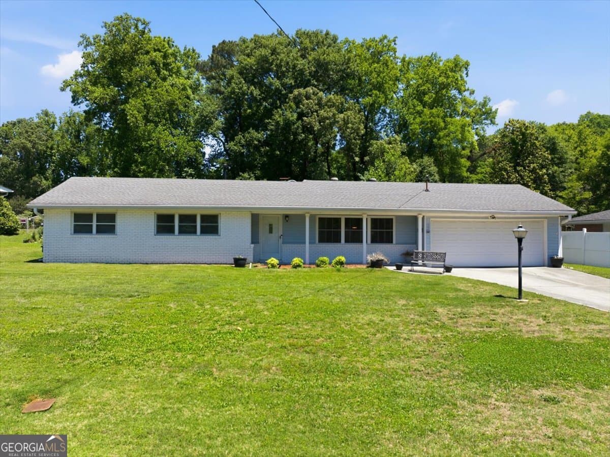 3 bedroom, 2 bathroom, 1,499 sq ft single family residence sold at 537 Kelly Drive, Marietta, GA 30066