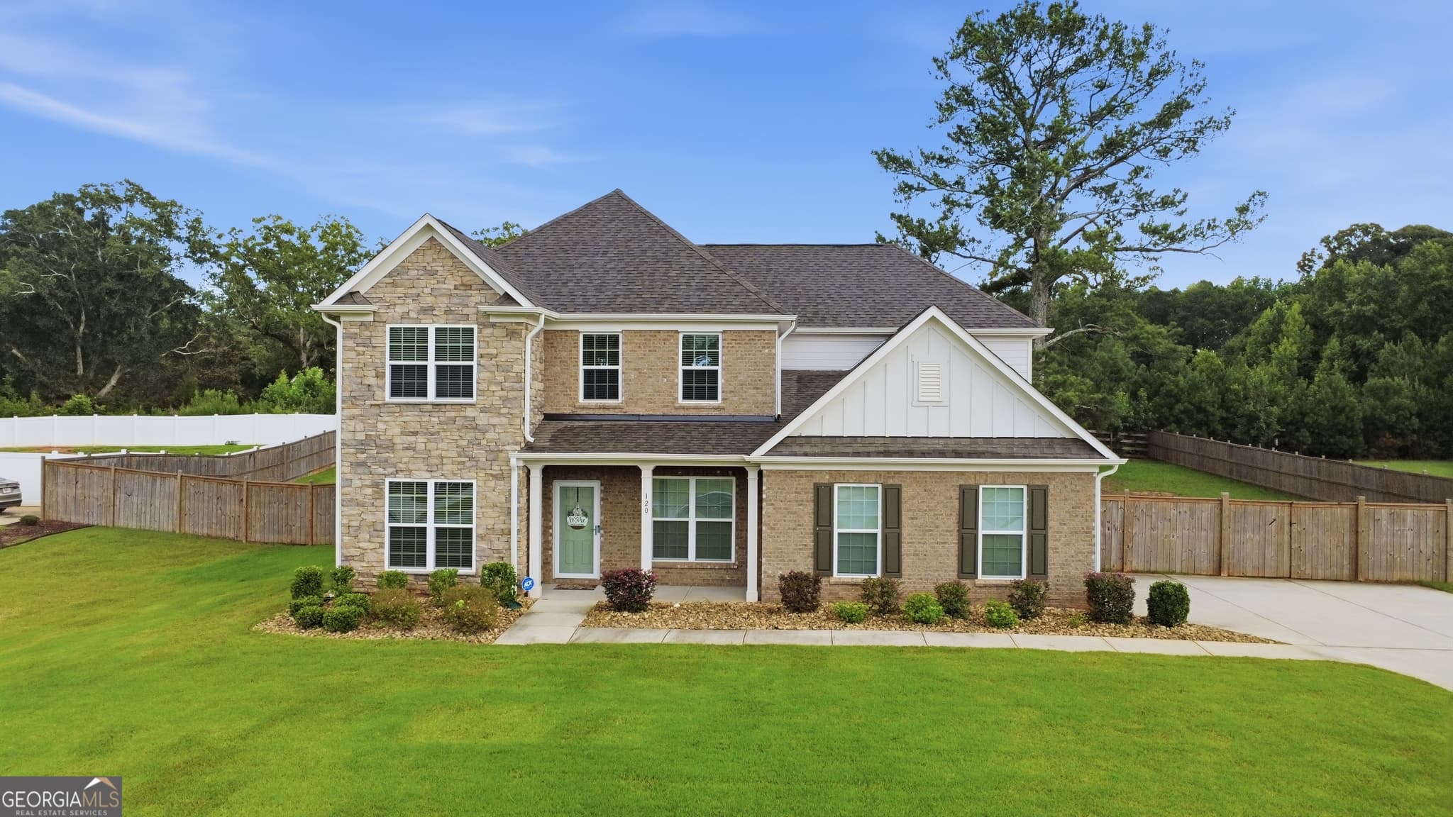 4 bedroom, 2.5 bathroom, 2,910 sq ft single family residence for sale at 120 Eastmark Way, Fayetteville, GA 30214