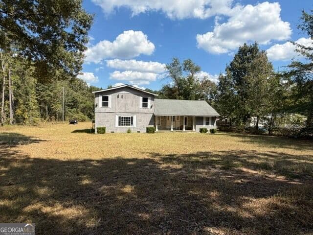 2 bedroom, 1 bathroom, 1,840 sq ft single family residence for sale at 915 Mathis Road, Sandersville, GA 31082