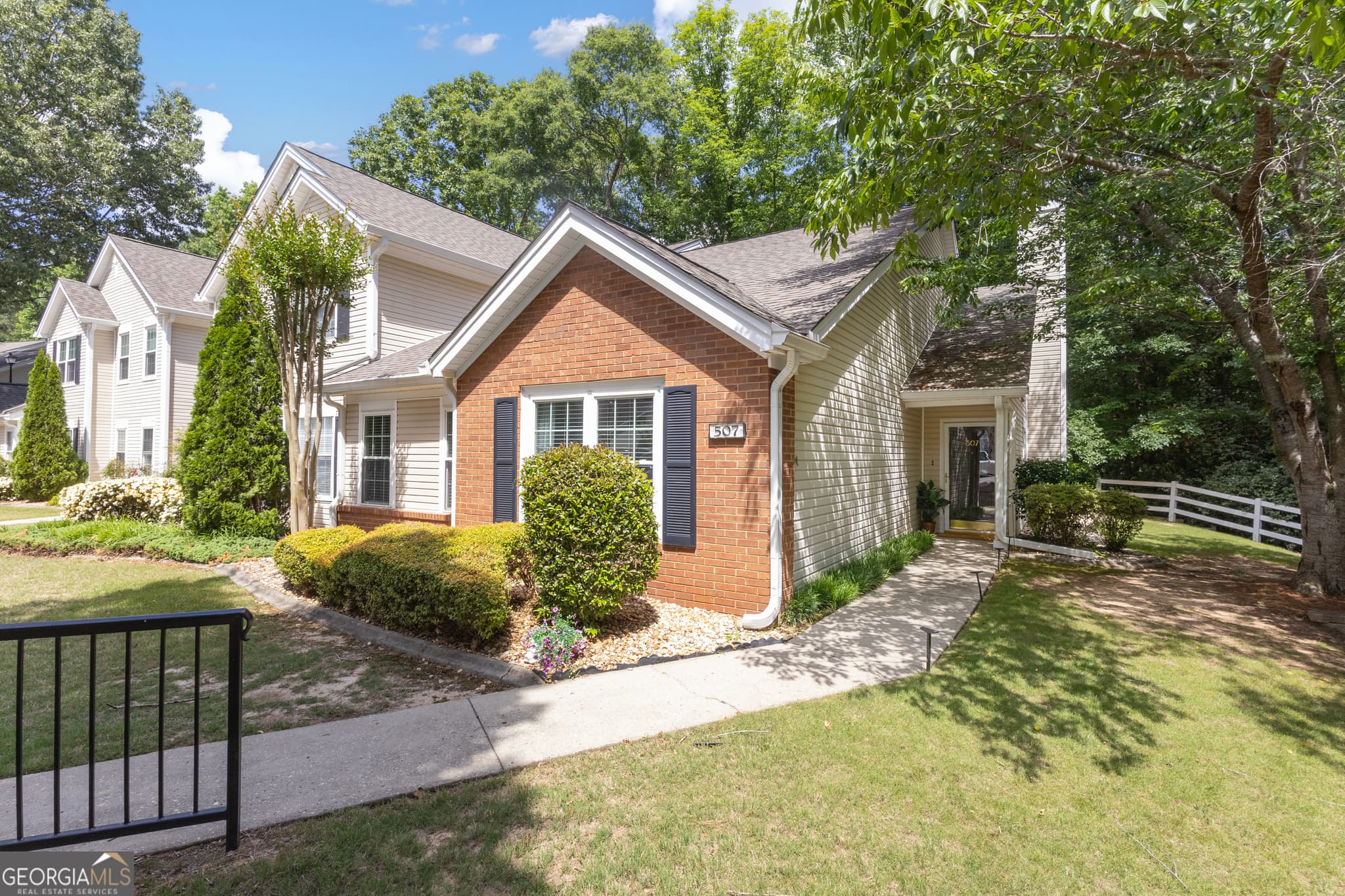 2 bedroom, 2 bathroom, 1,483 sq ft condominium sold at 507 Ridgefield Drive, Peachtree City, GA 30269
