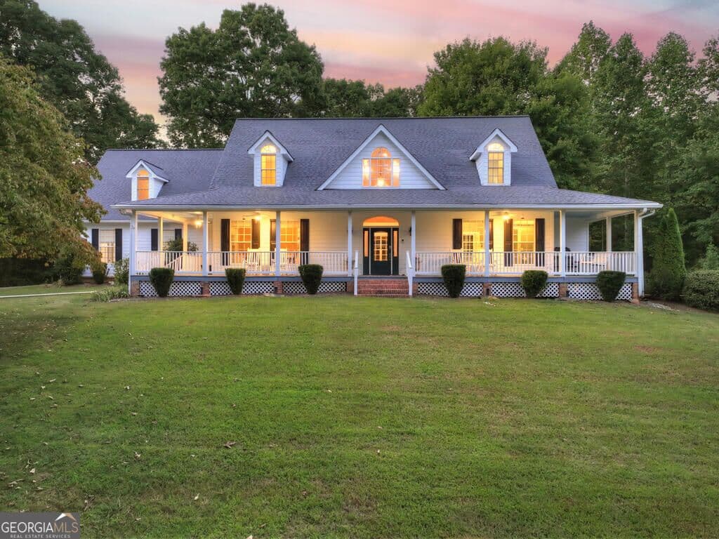 4 bedroom, 4.5 bathroom, 5,158 sq ft single family residence for sale at 552 Dalrymple Circle, Ellijay, GA 30540