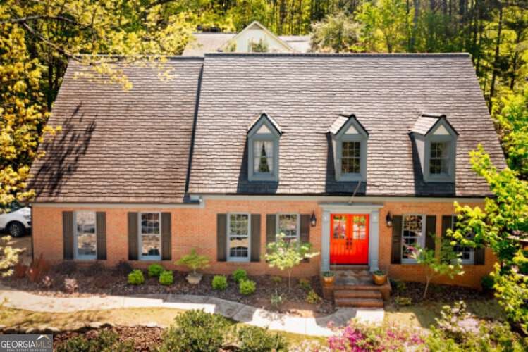 4 bedroom, 2.5 bathroom, 3,593 sq ft single family residence sold at 3485 Aubusson Trace, Alpharetta, GA 30022