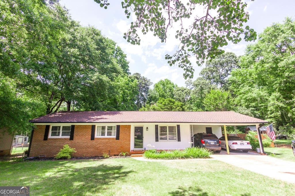 3 bedroom, 2 bathroom, 1,470 sq ft single family residence sold at 78 Hill Crest Drive, Thomaston, GA 30286