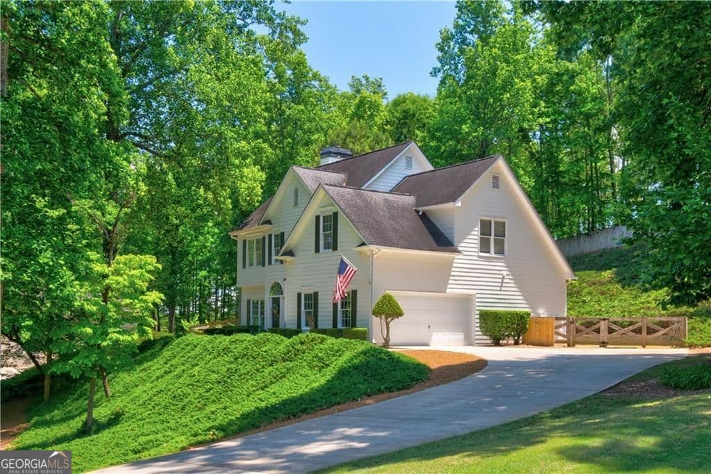 5 bedroom, 3 bathroom, 2,669 sq ft single family residence sold at 4440 Wimberly Way, Cumming, GA 30028