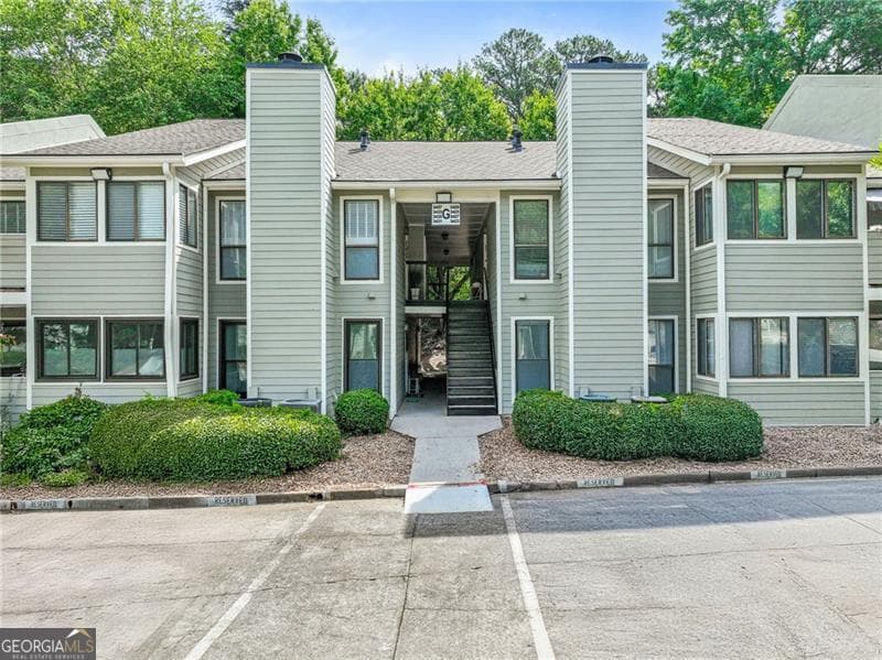 1 bedroom, 1 bathroom, 948 sq ft condominium sold at 3427 Ivys Walk, Atlanta, GA 30340