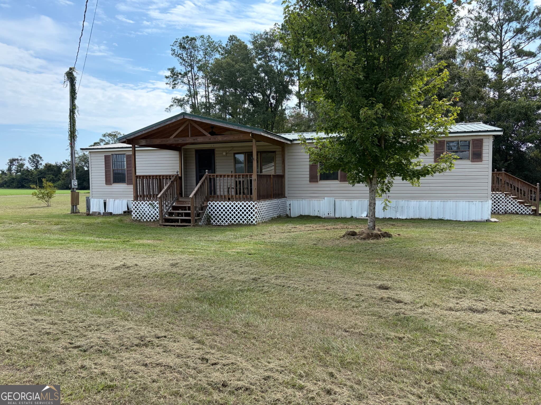 3 bedroom, 2 bathroom, 1,512 sq ft single family residence for sale at 2768 liberty grove church Road, Wrightsville, GA 31096