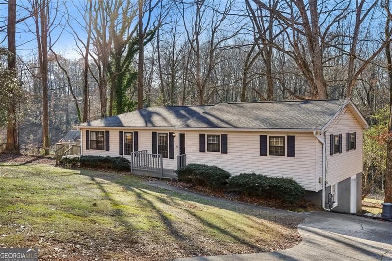 3 bedroom, 2 bathroom, 2,064 sq ft single family residence sold at 409 Katherine Lane, Woodstock, GA 30189
