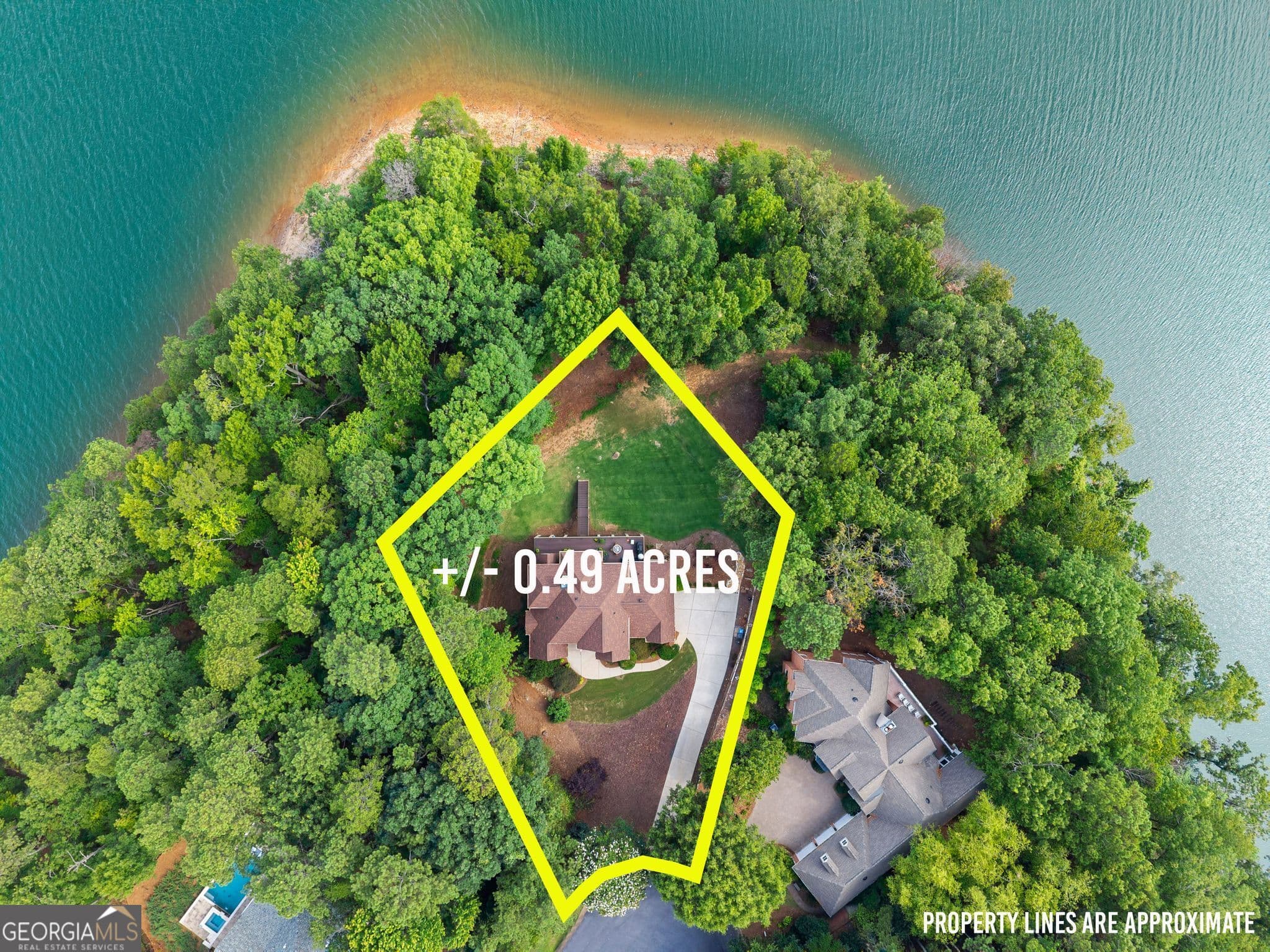 5 bedroom, 5 bathroom, 7,272 sq ft single family residence for sale at 2819 Point Overlook, Gainesville, GA 30501